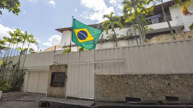 Brasil dejará de representar a la Argentina en la embajada en Venezuela imagen-15